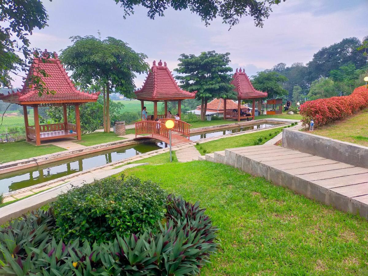 Cangkiran Joglo Kumpul Resort מראה חיצוני תמונה