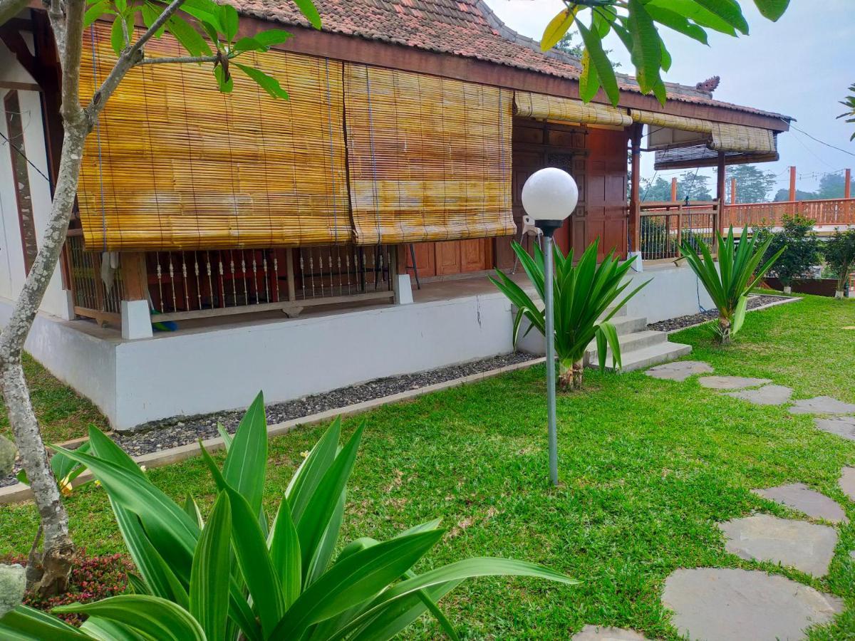 Cangkiran Joglo Kumpul Resort מראה חיצוני תמונה