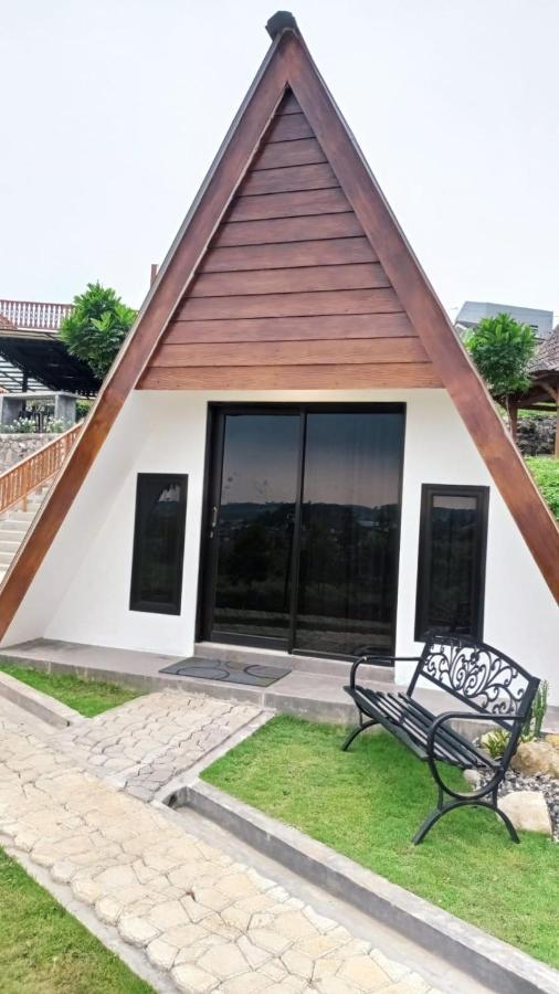 Cangkiran Joglo Kumpul Resort מראה חיצוני תמונה