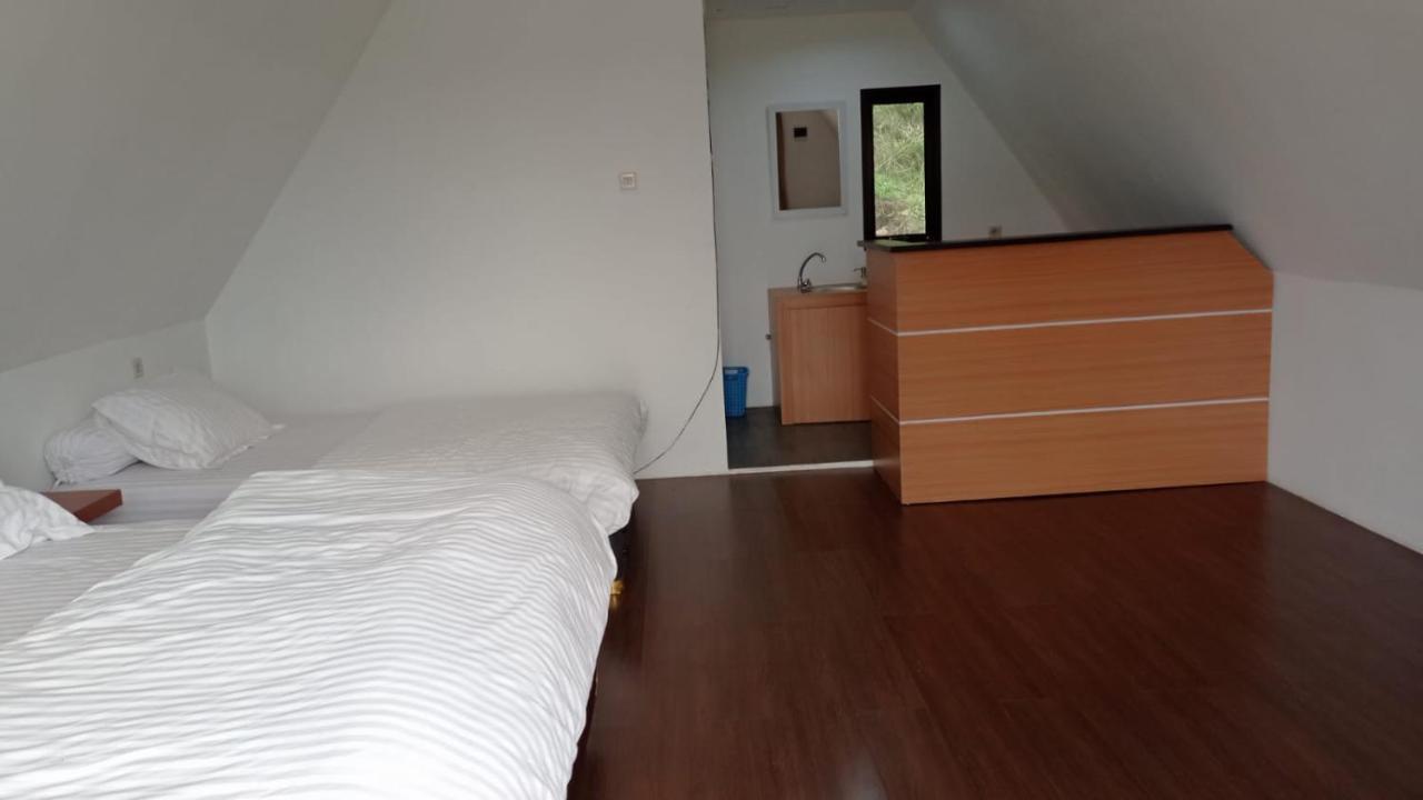 Cangkiran Joglo Kumpul Resort מראה חיצוני תמונה